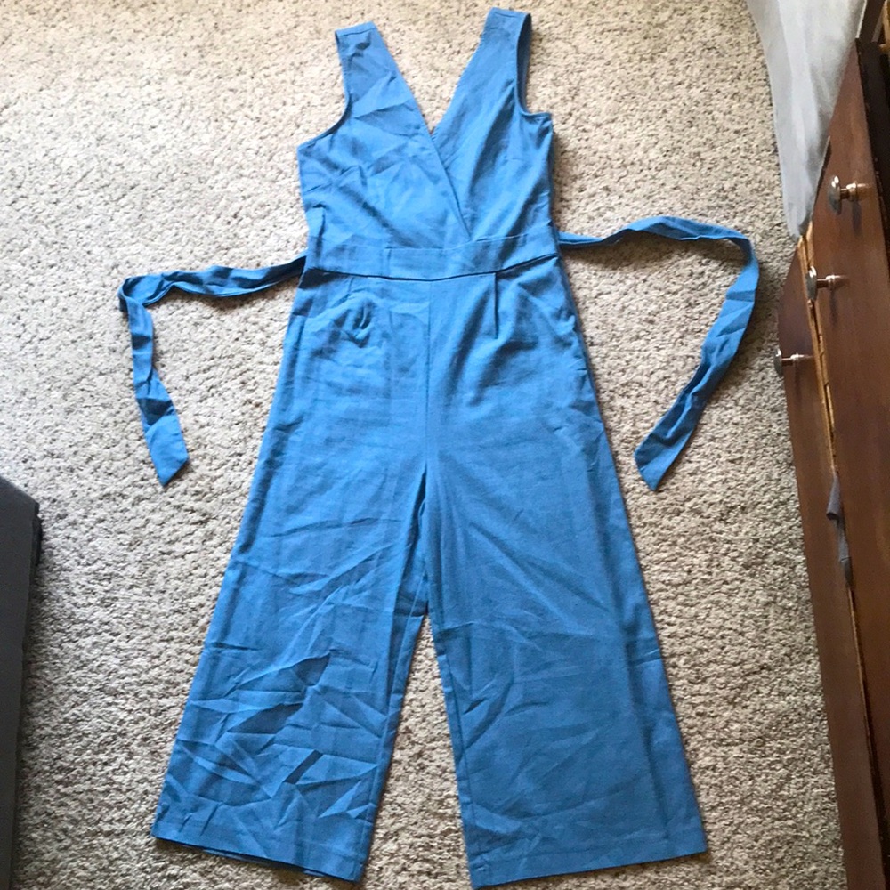 Cropped blue jumpsuit